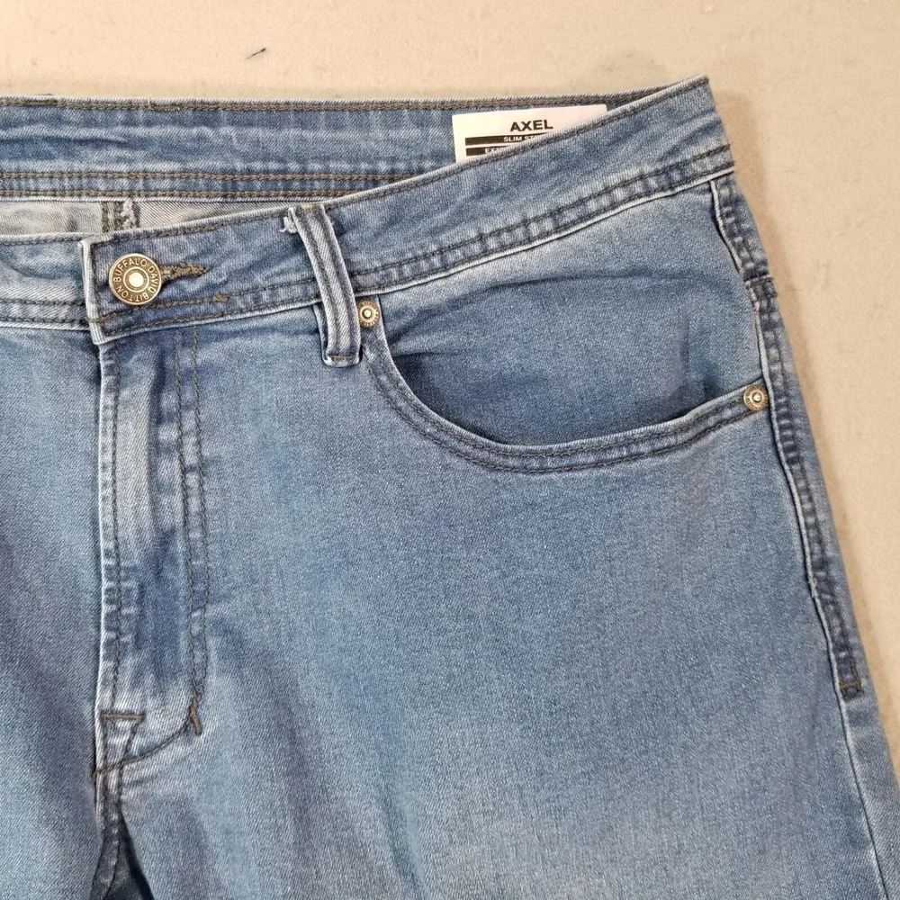 Buffalo David Bitton jeans mens 38 x 30 Axel slim straight blue flex denim pants